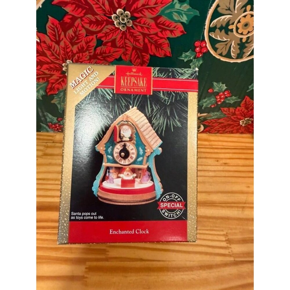 Vintage Hallmark Enchanted Clock Magic Ornament Light Motion Santa Tested Workin